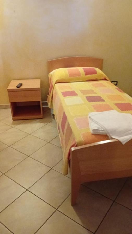 Mambly B&B Ristorante Pizzeria Galliate Εξωτερικό φωτογραφία