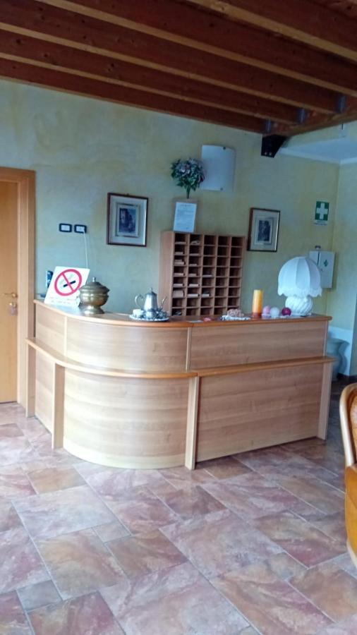 Mambly B&B Ristorante Pizzeria Galliate Εξωτερικό φωτογραφία