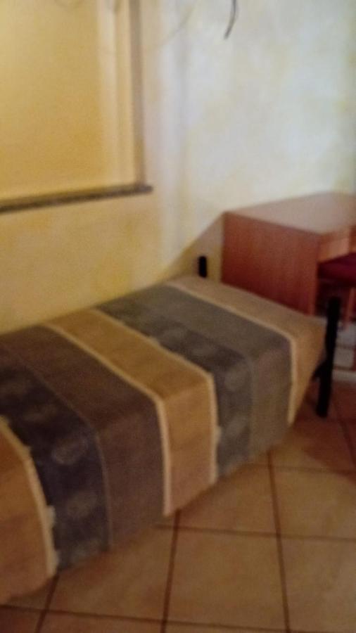 Mambly B&B Ristorante Pizzeria Galliate Εξωτερικό φωτογραφία