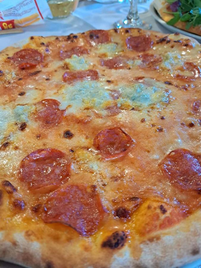 Mambly B&B Ristorante Pizzeria Galliate Εξωτερικό φωτογραφία