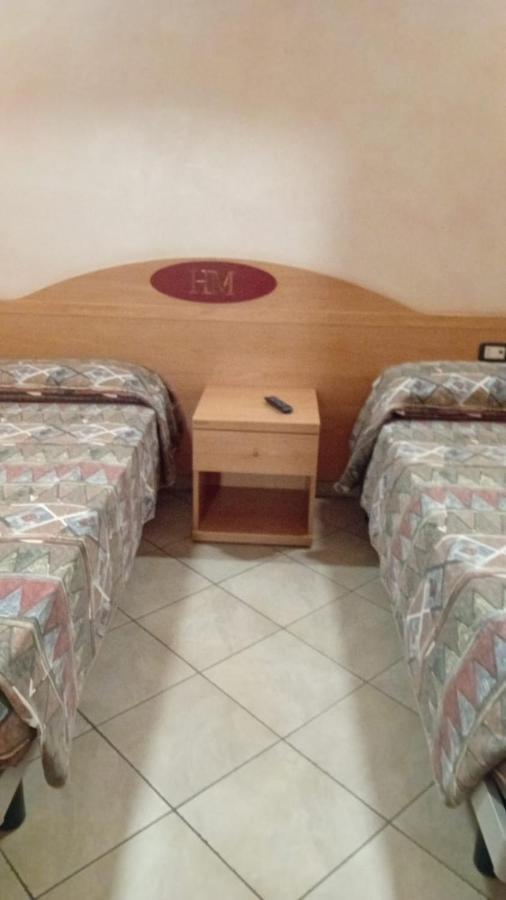 Mambly B&B Ristorante Pizzeria Galliate Εξωτερικό φωτογραφία